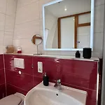 Bad Koesen Modern & Gemuetlich 아파트