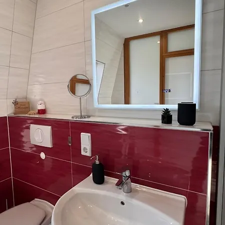 Bad Koesen Modern & Gemuetlich Appartamento