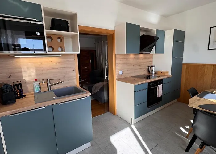 Bad Koesen Modern & Gemuetlich شقة