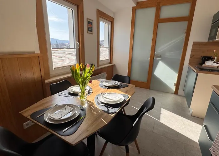 Bad Koesen Modern & Gemuetlich شقة ناومبورغ